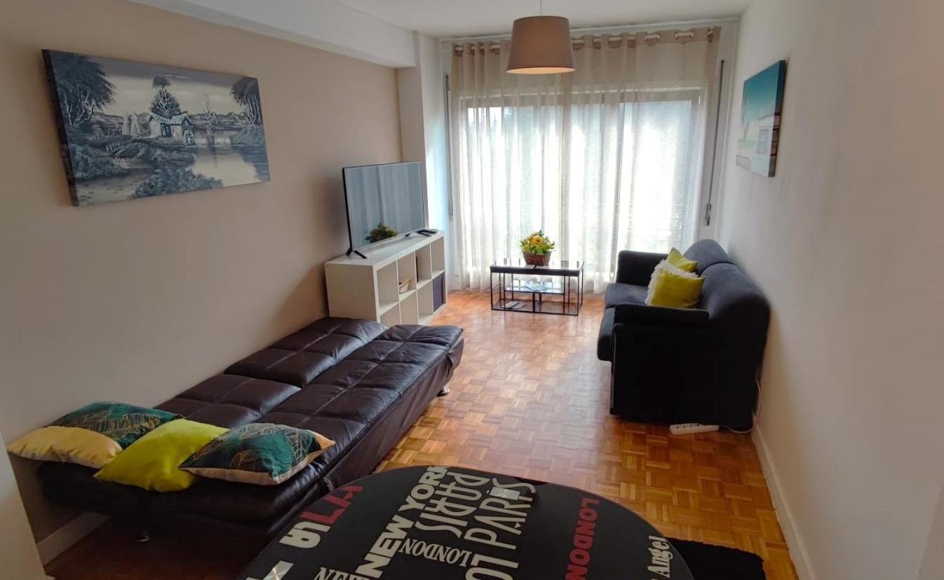 Guesthouse Metro Station Matosinhos  Bagian luar foto