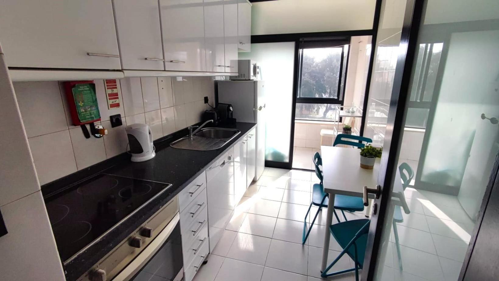Guesthouse Metro Station Matosinhos  Bagian luar foto