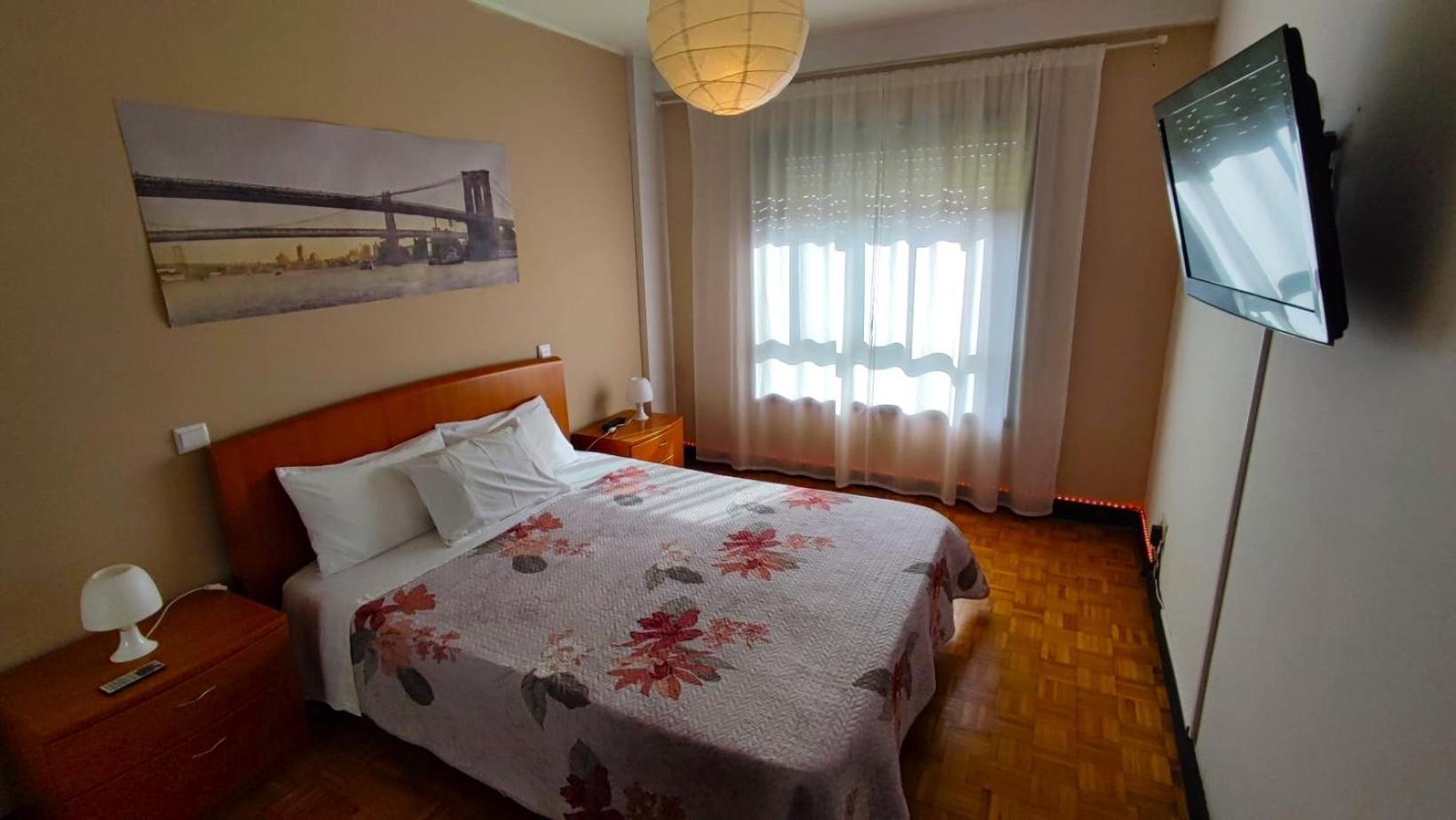 Guesthouse Metro Station Matosinhos  Bagian luar foto